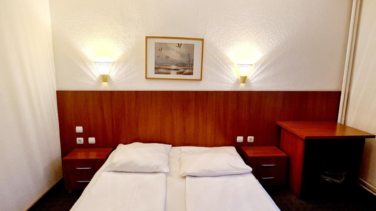 Hotel Zentrum Hannover Luaran gambar