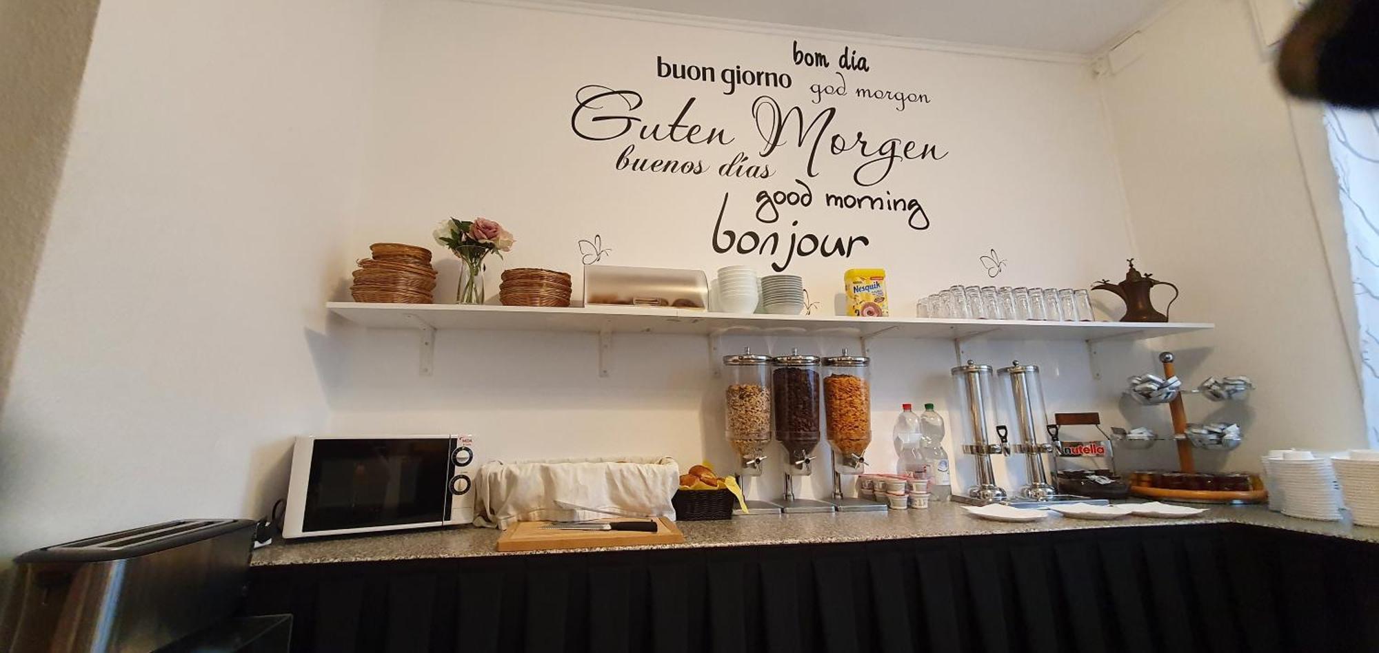 Hotel Zentrum Hannover Luaran gambar